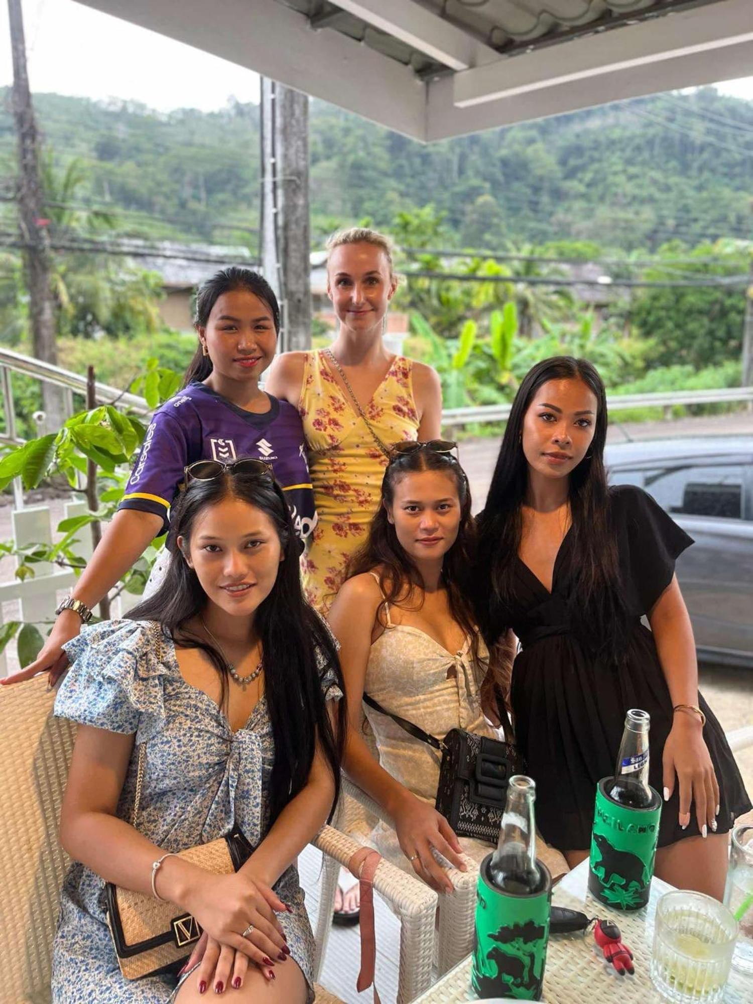 Elephant Sports Bar And Accommodation Phuket المظهر الخارجي الصورة